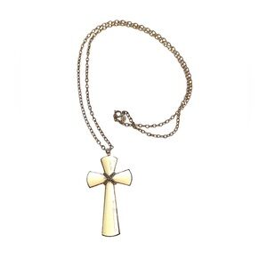 AVON Vintage 1970s JULIET Cross Ivory Gold